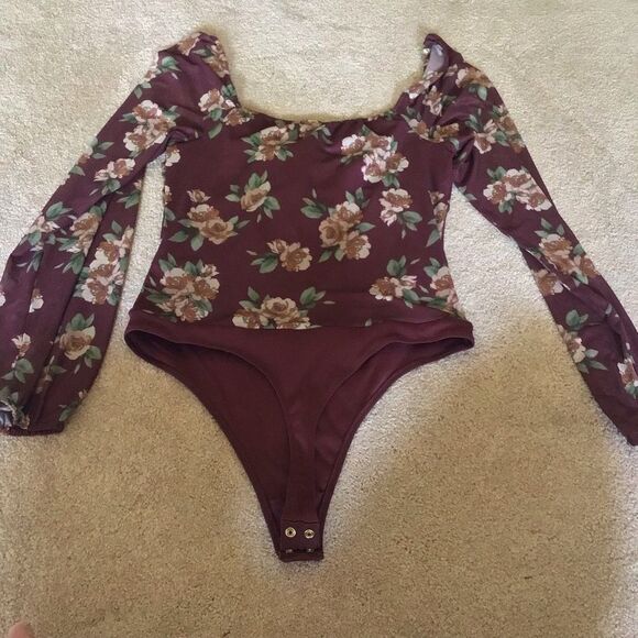 Guess Nicole Floral Mesh Bodysuit - Picture 8 of 12